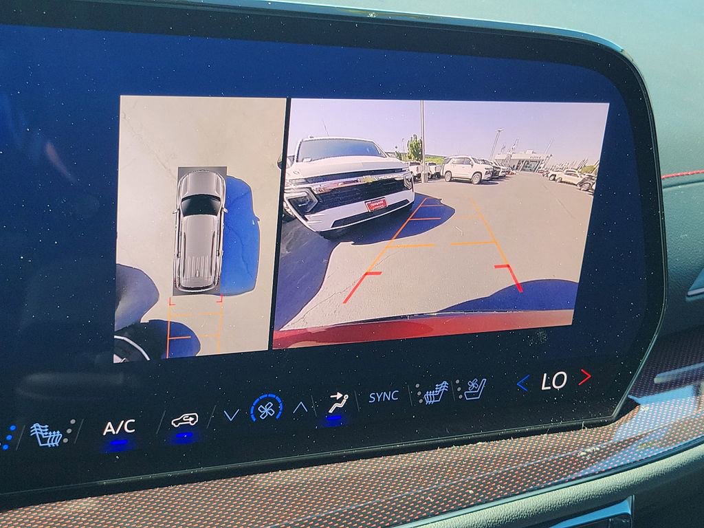 Certified 2024 Chevrolet Traverse RS w/ LPO, Floor Liner Package image 9