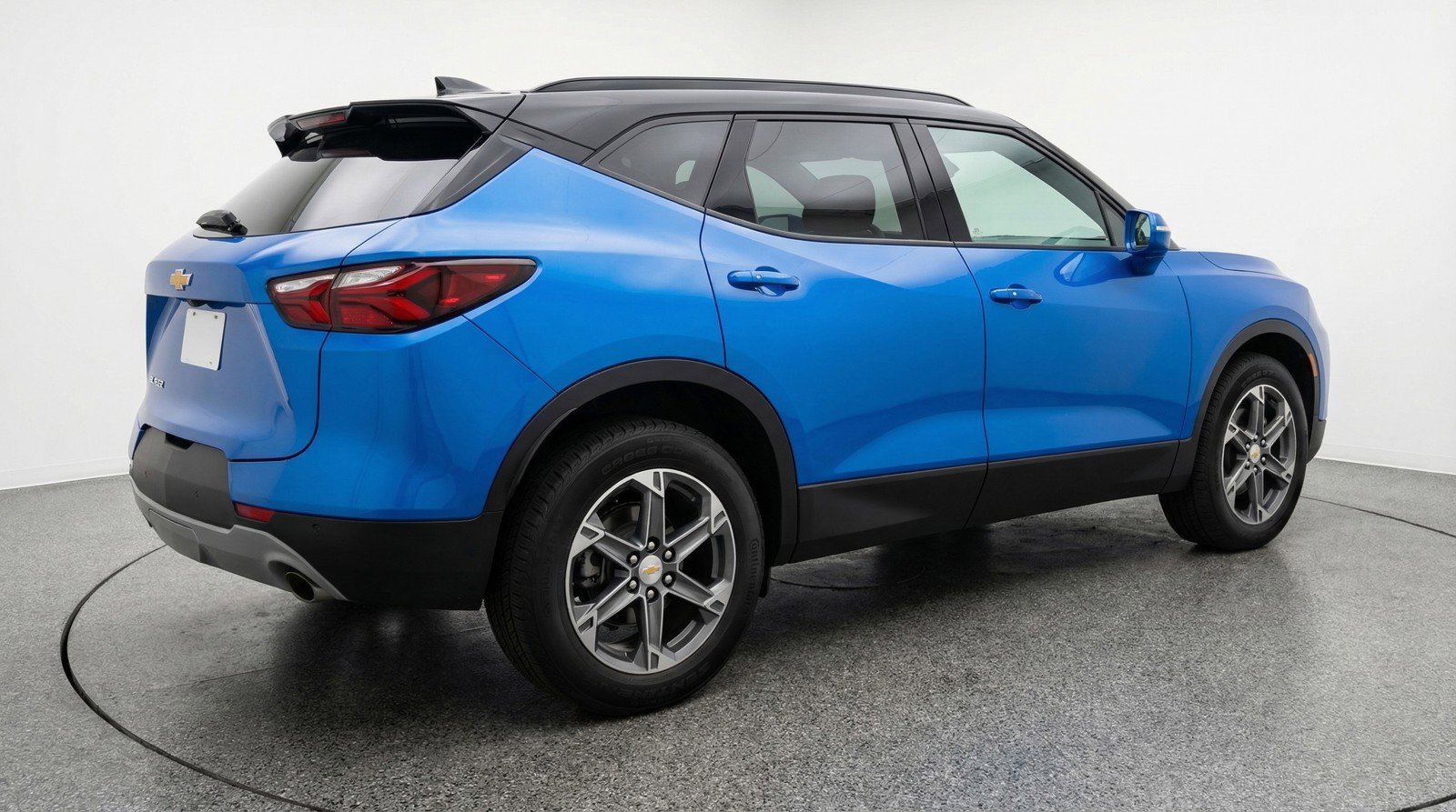 Used 2025 Chevrolet Blazer LT FWD image 9