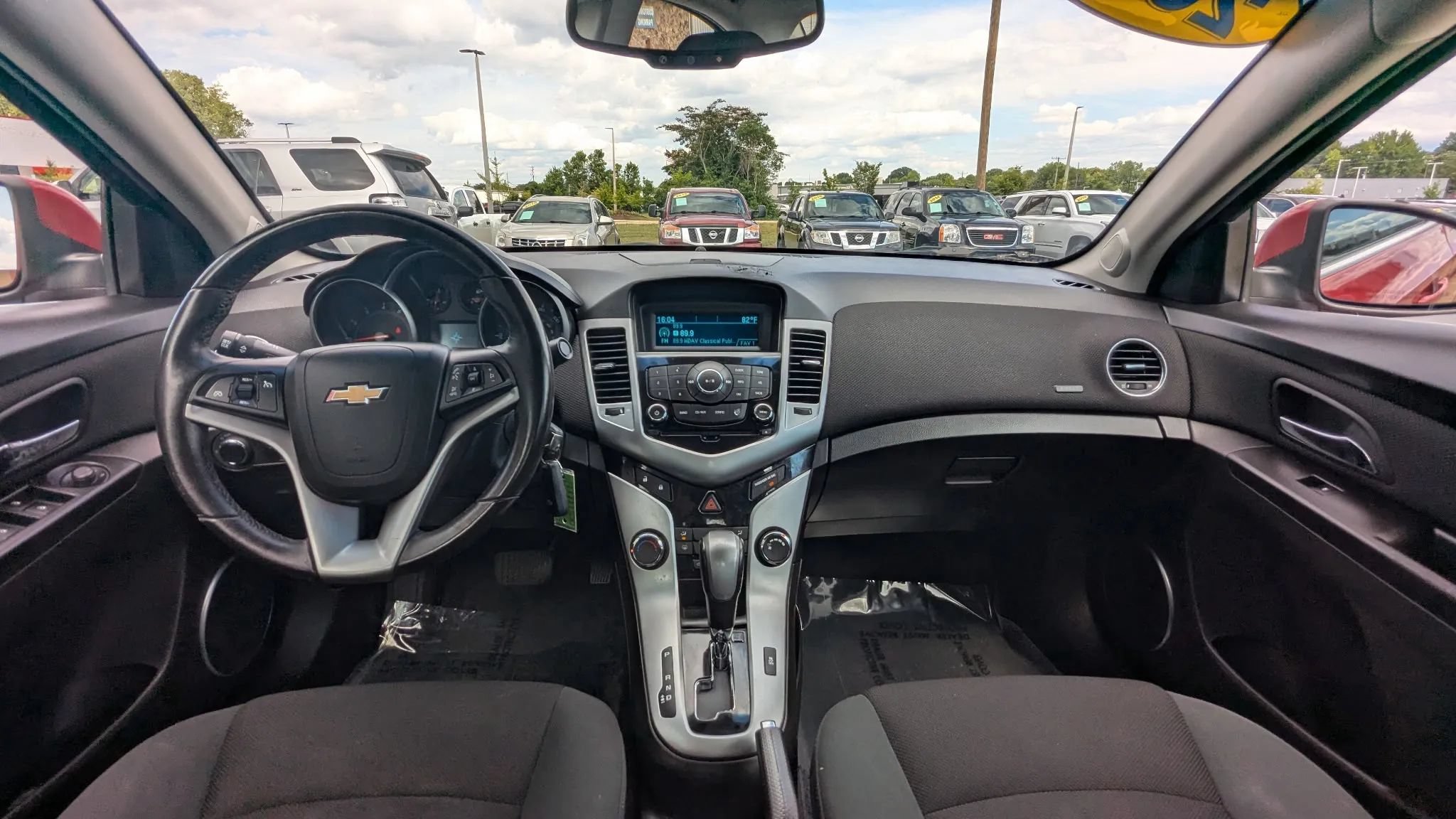 Used 2011 Chevrolet Cruze LT FWD image 15