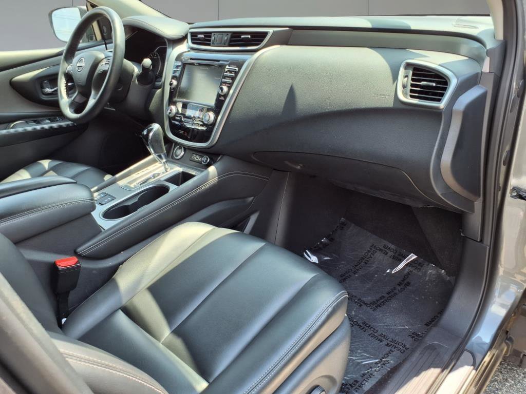Used 2023 Nissan Murano SV image 7