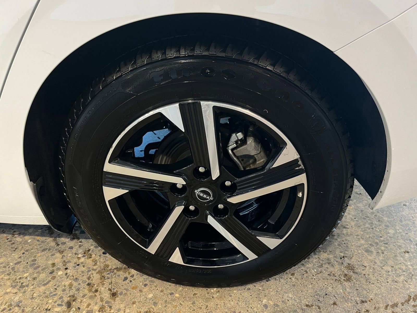 Used 2024 Nissan Sentra SV image 30