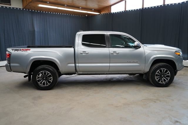 Used 2023 Toyota Tacoma TRD Sport w/ Technology Package AWD/4WD image 8
