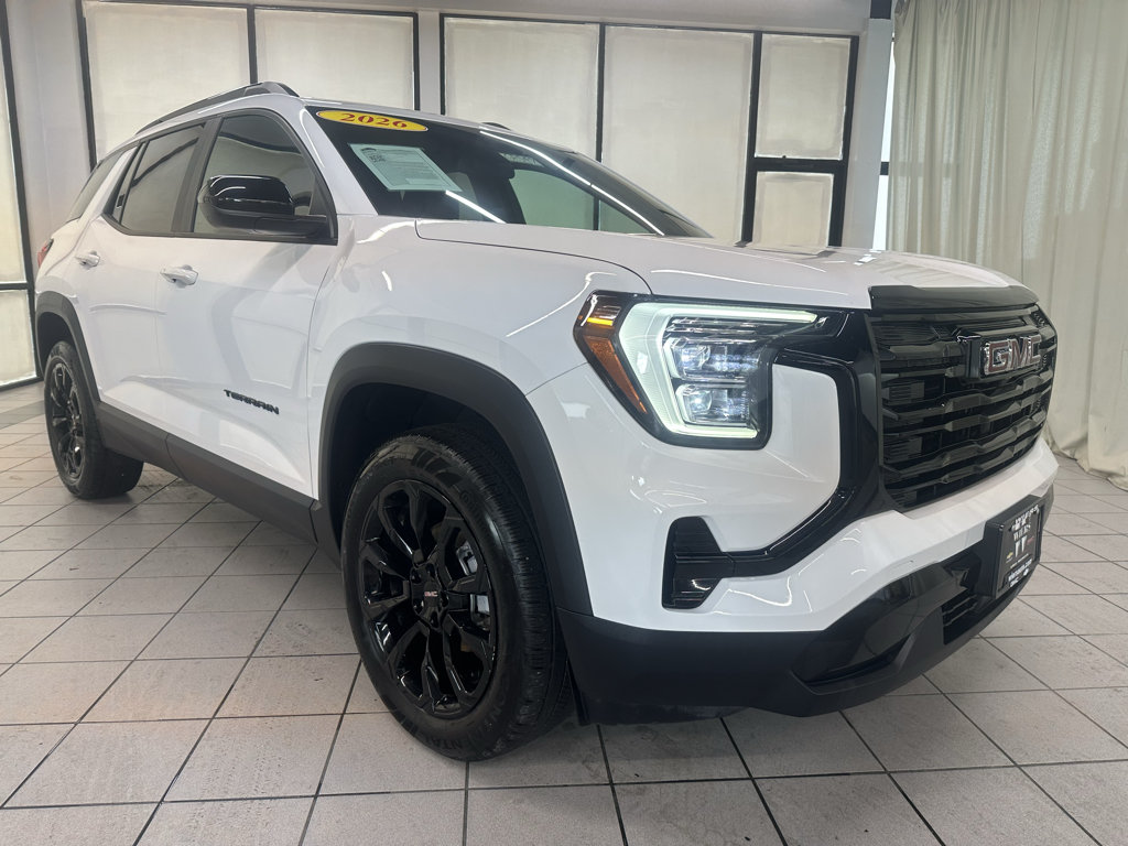 Used 2026 GMC Terrain Elevation w/ Elevation Premium Package FWD image 2