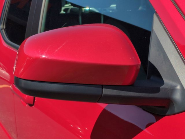 Used 2025 Toyota Tacoma SR5 image 13