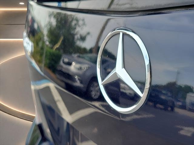 Used 2010 Mercedes-Benz GLK 350 4MATIC image 26