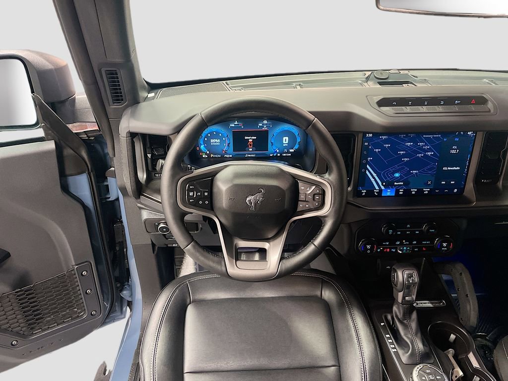 Used 2025 Ford Bronco Badlands image 22