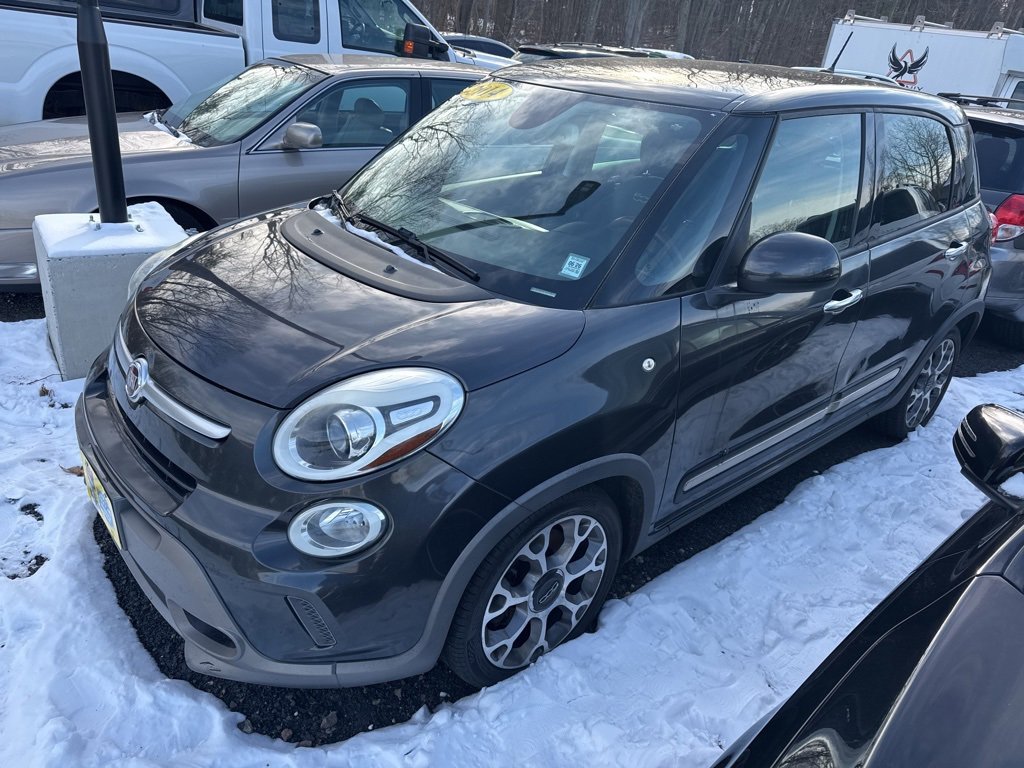 Used 2014 FIAT 500L Trekking w/ Popular Equipment Group image 8