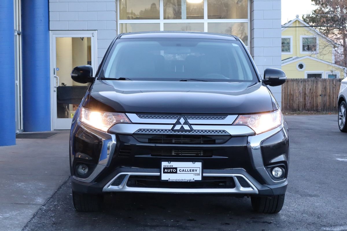 Used 2019 Mitsubishi Outlander SE image 8