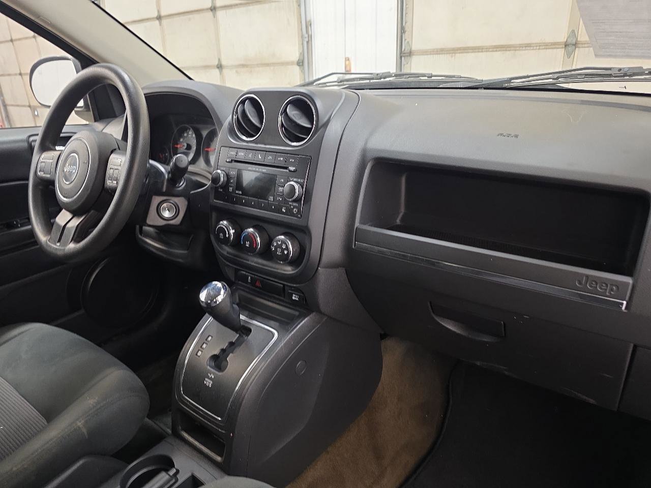 Used 2013 Jeep Compass Sport image 32