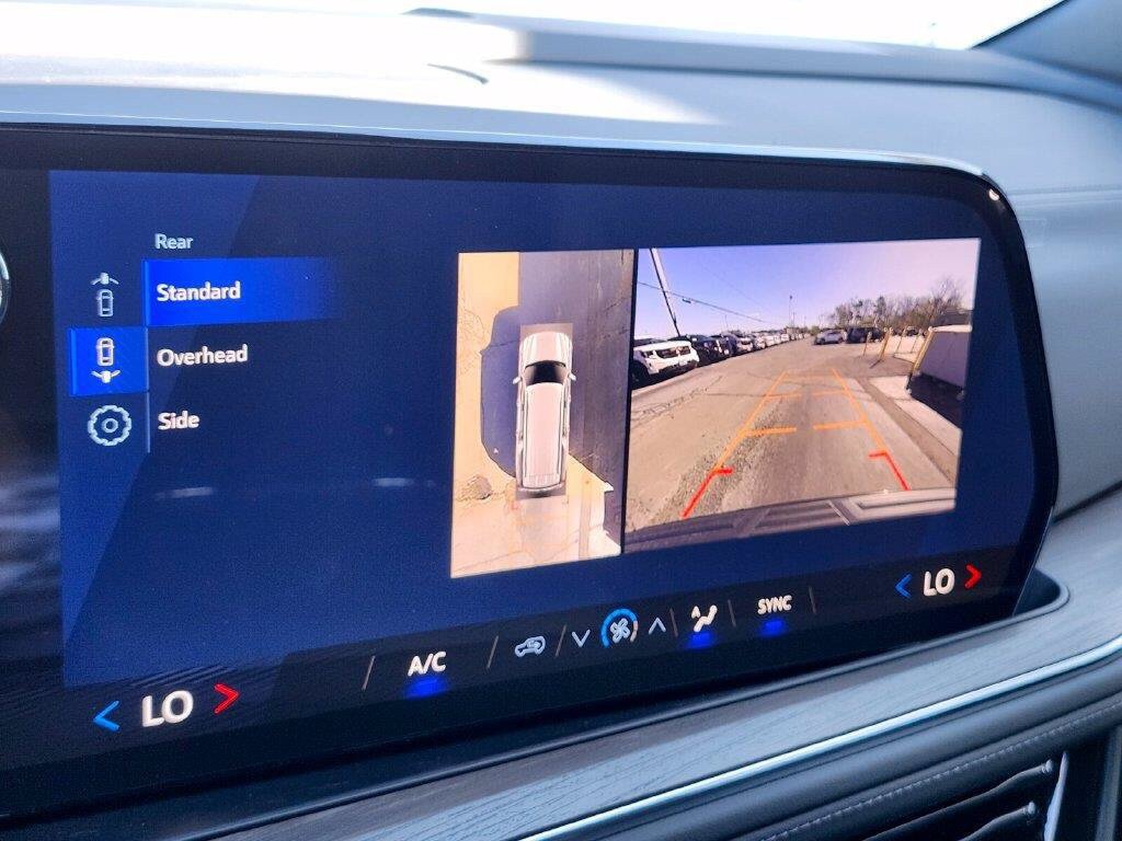 New 2026 Chevrolet Suburban LS AWD/4WD image 21
