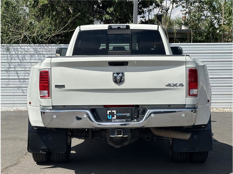 Used 2018 RAM 3500 Laramie AWD/4WD image 11