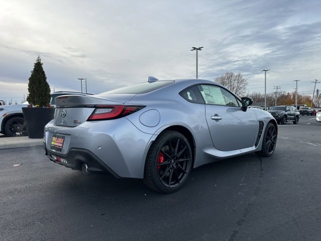 New 2025 Toyota GR86 Base image 7