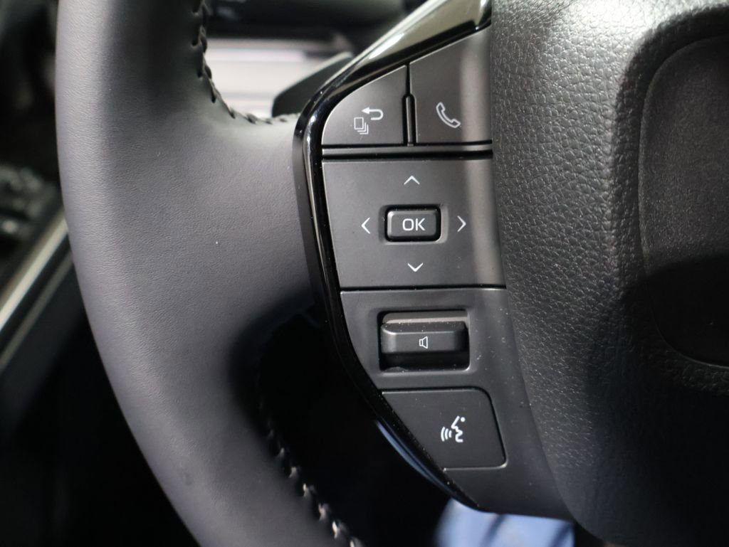 Used 2026 Toyota bZ image 31