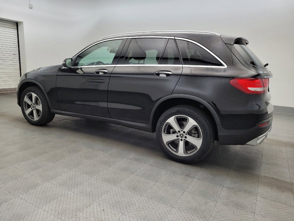 Used 2018 Mercedes-Benz GLC 300 w/ Premium Package image 3