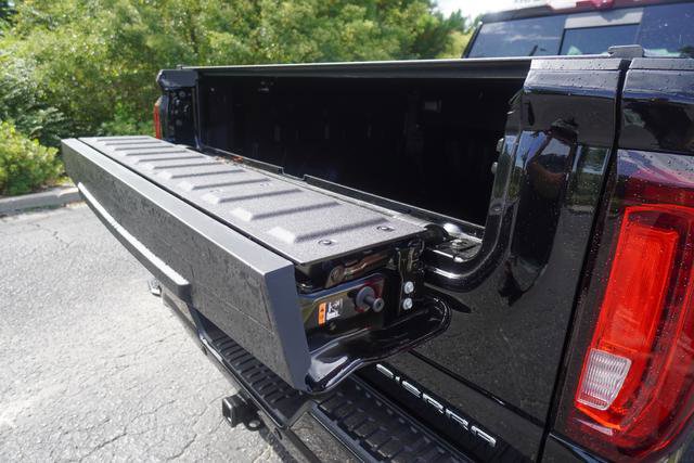 Used 2026 GMC Sierra 1500 Denali Ultimate image 11