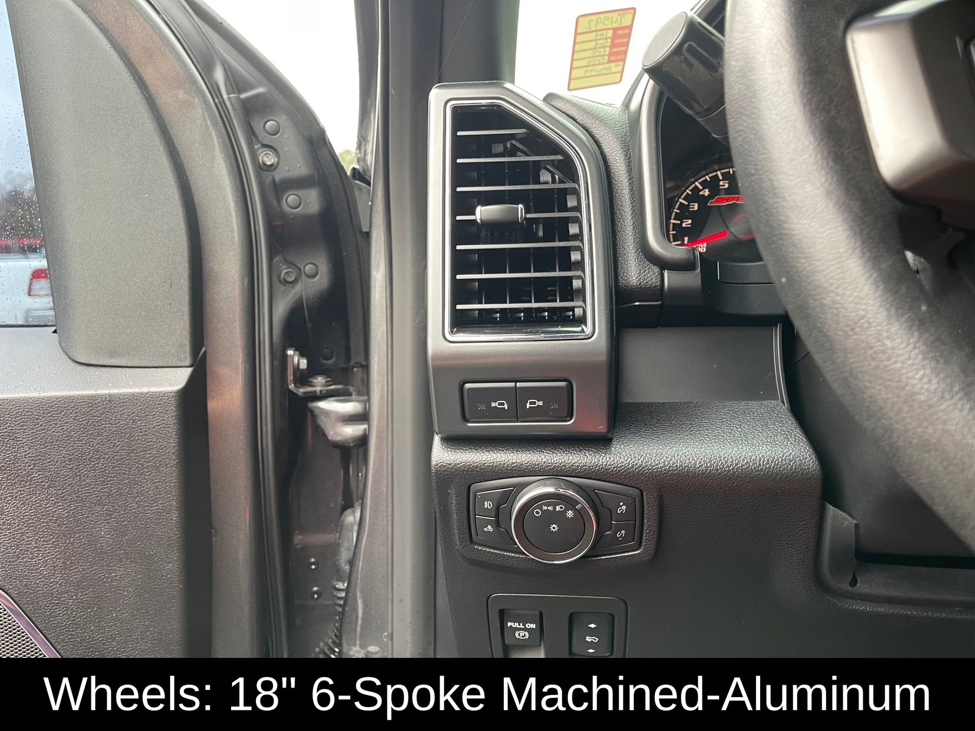 Used 2018 Ford F150 Lariat w/ Equipment Group 502A Luxury image 15