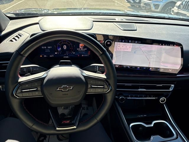 Used 2024 Chevrolet Traverse RS image 19