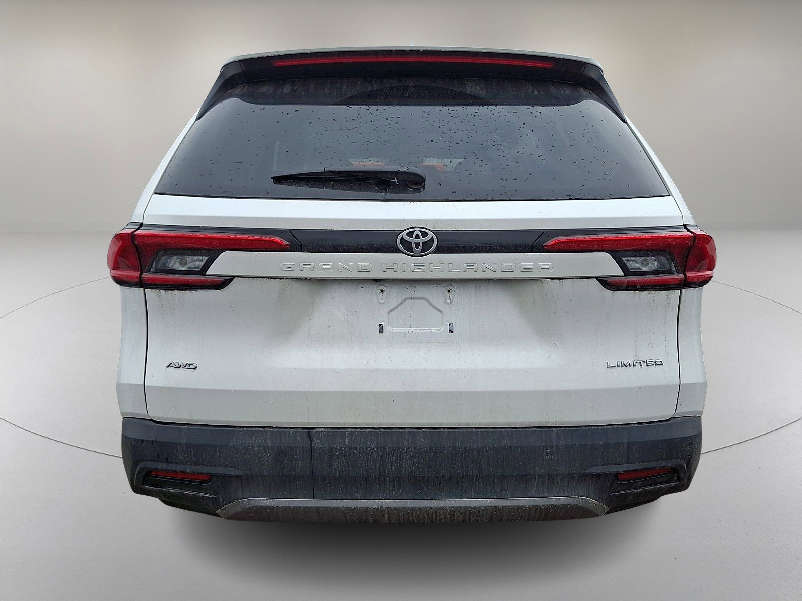 Used 2024 Toyota Grand Highlander Limited image 8