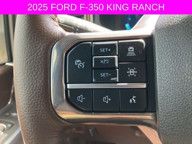 Used 2025 Ford F350 King Ranch w/ FX4 Off-Road Package image 32