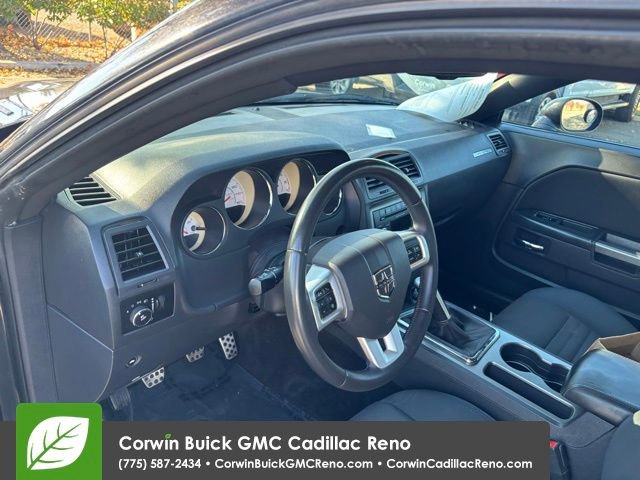 Used 2014 Dodge Challenger R/T image 12