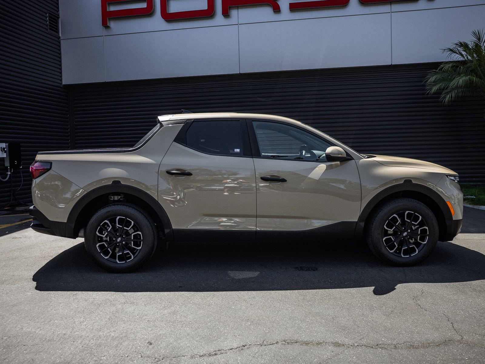 Used 2024 Hyundai Santa Cruz SEL FWD image 10