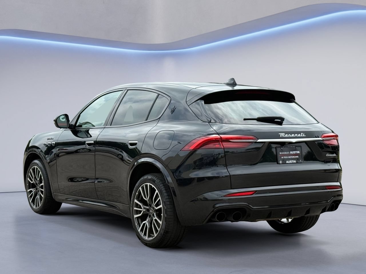 Certified 2023 Maserati Grecale Modena AWD/4WD image 10