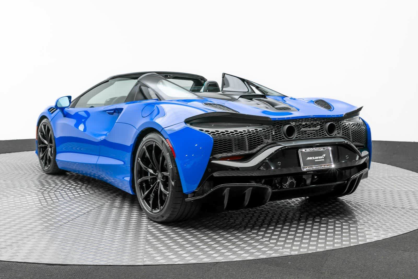 New 2025 McLaren Artura Spider RWD image 4