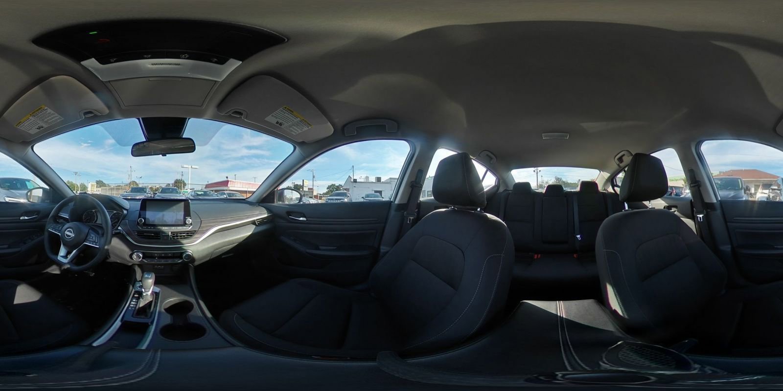 Used 2025 Nissan Altima 2.5 SV FWD image 42