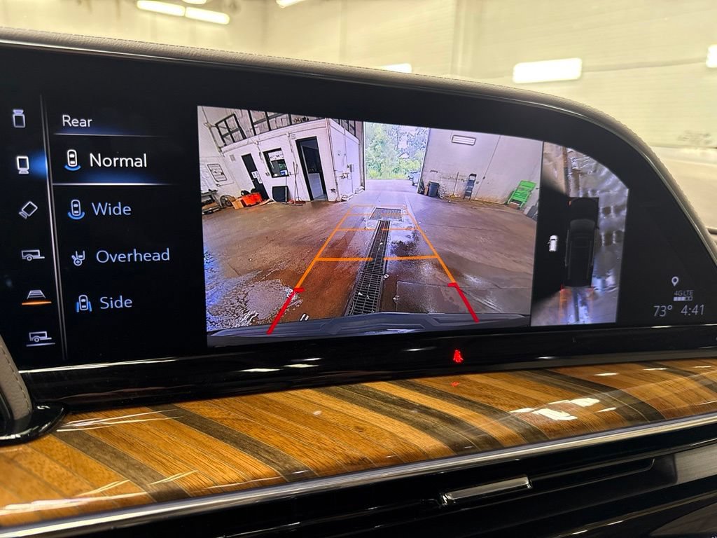 Used 2024 Cadillac Escalade Sport Platinum w/ LPO, ONYX Package AWD/4WD image 32