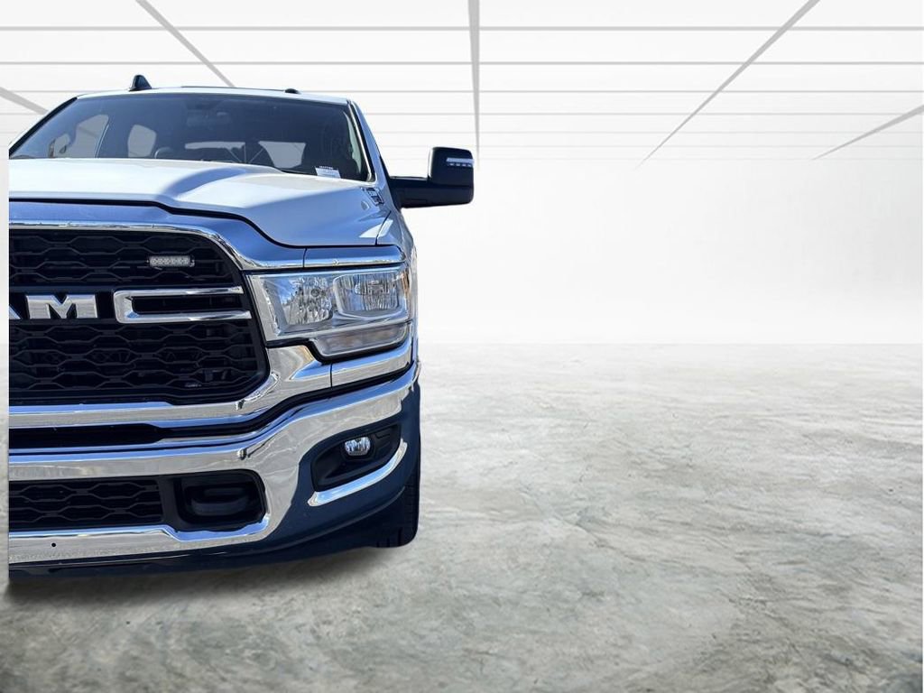 Used 2023 RAM 3500 Tradesman w/ Chrome Appearance Group image 31