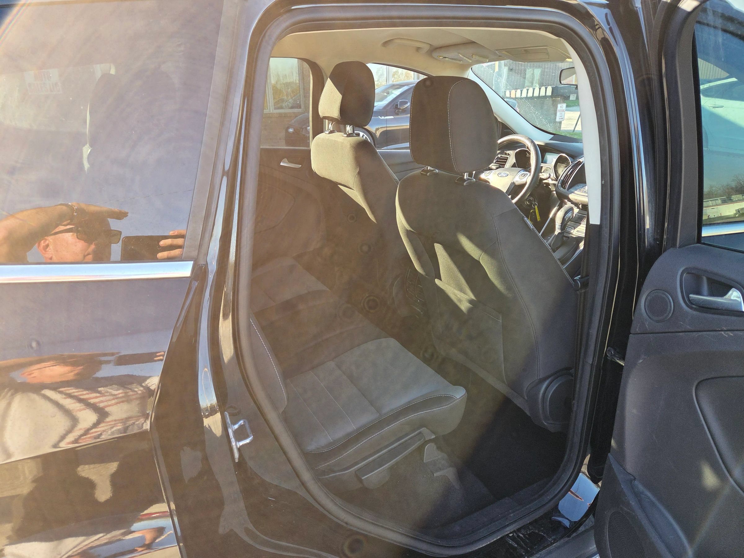 Used 2016 Ford Escape SE w/ Equipment Group 201A FWD image 22