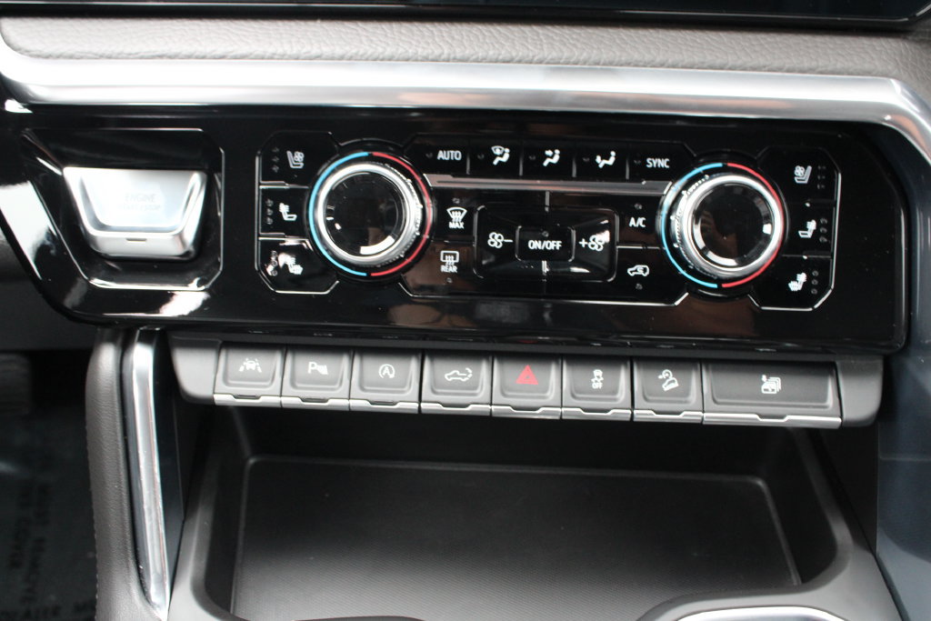Used 2023 GMC Sierra 1500 Denali w/ Technology Package AWD/4WD image 24
