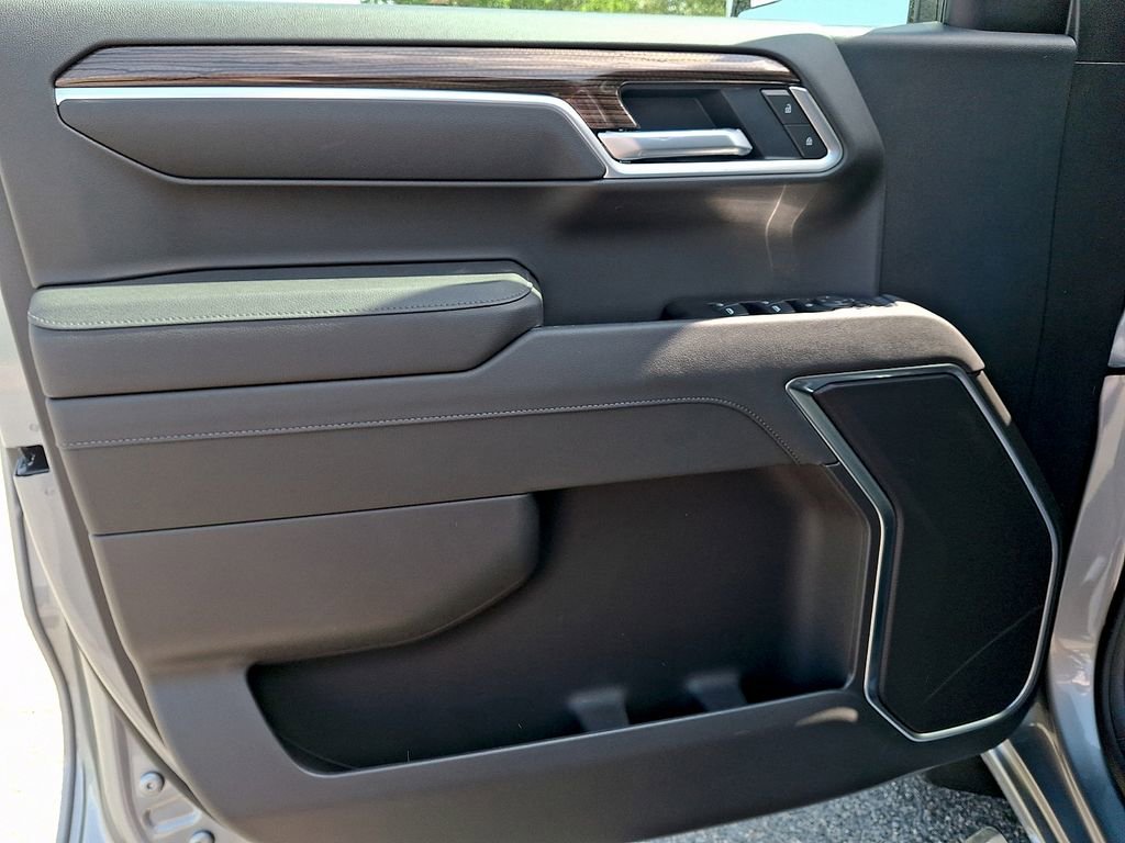 New 2026 Chevrolet Silverado 1500 RST AWD/4WD image 8