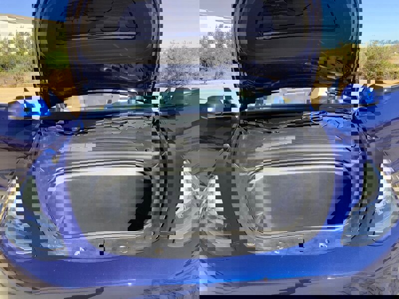 Used 2020 Tesla Model Y Long Range image 39