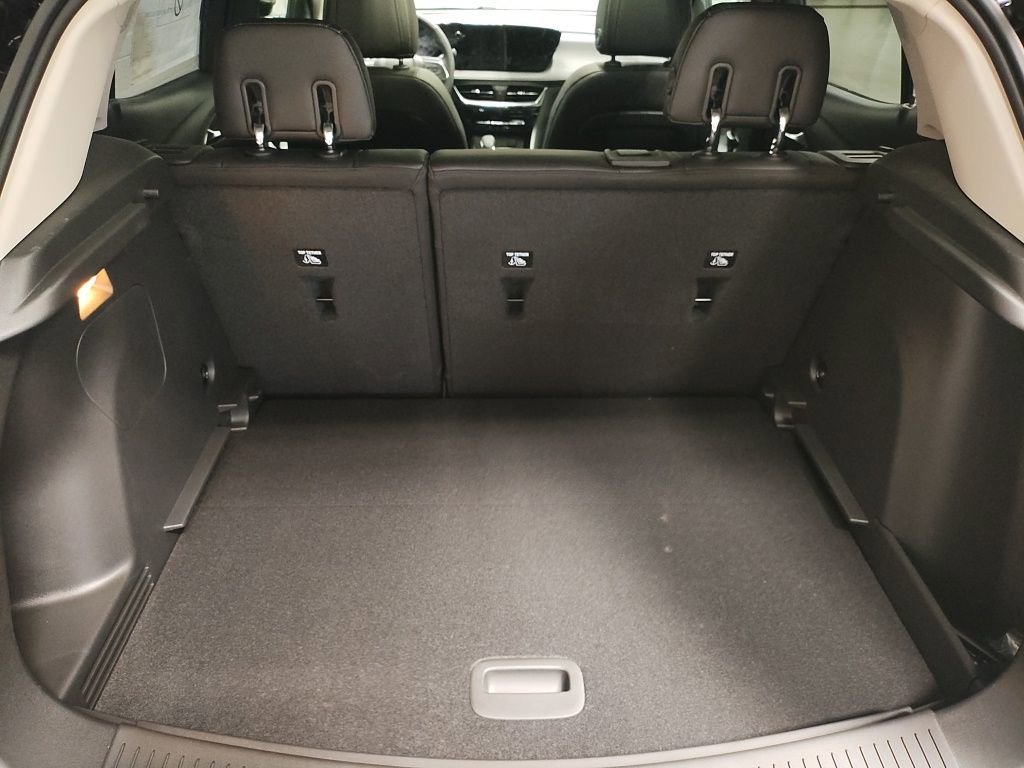New 2026 Buick Encore GX Avenir w/ Avenir Technology Package image 17