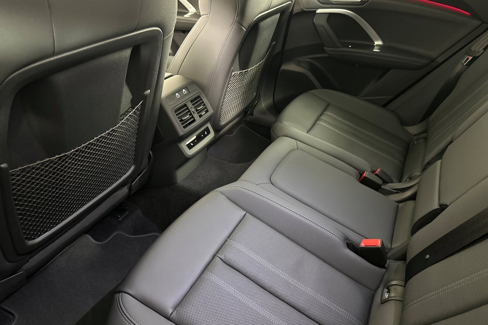 New 2025 Audi Q5 Prestige image 11