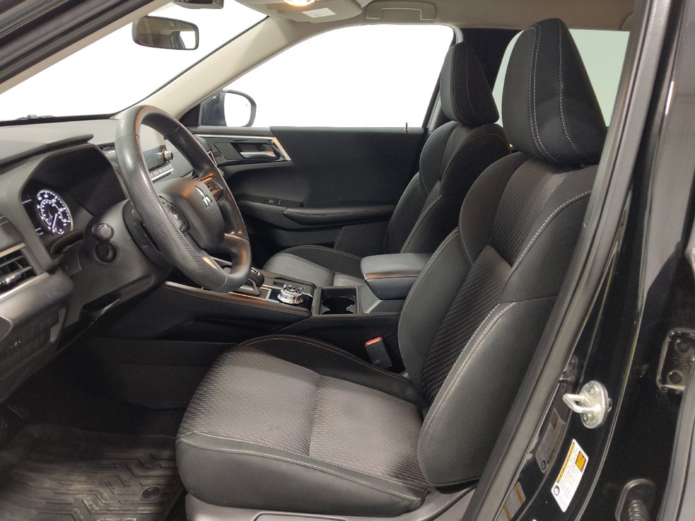 Used 2022 Mitsubishi Outlander ES AWD/4WD image 17