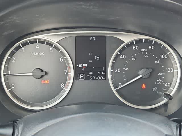 Used 2022 Nissan Kicks S FWD image 27
