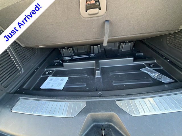 Used 2025 Chevrolet Suburban Z71 AWD/4WD image 42