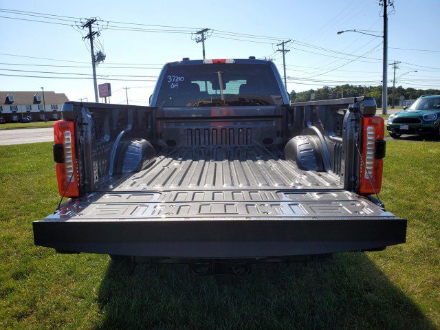 New 2026 Ford F350 Lariat w/ FX4 Off-Road Package image 6