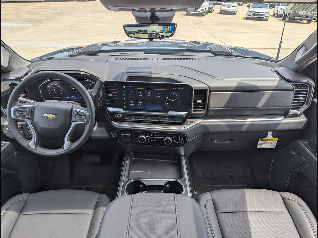 New 2026 Chevrolet Silverado 3500 LTZ w/ LTZ Convenience Package AWD/4WD image 18
