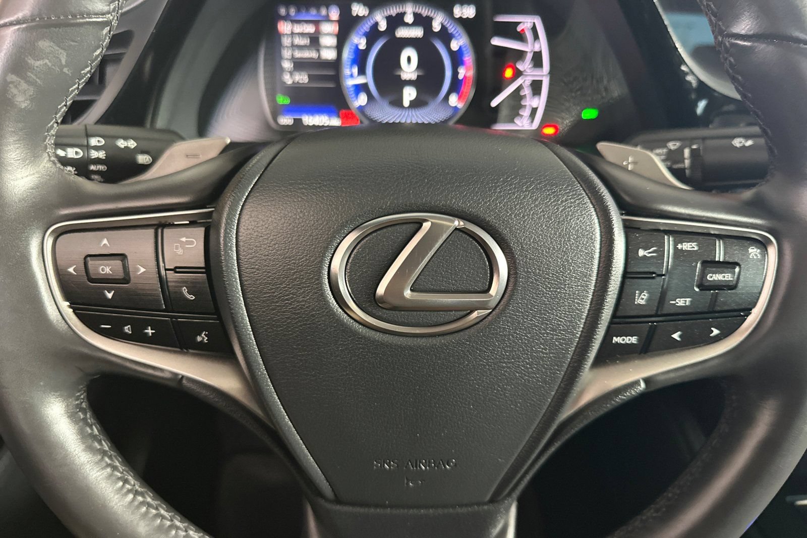 Used 2024 Lexus ES 350 w/ Premium Package FWD image 18