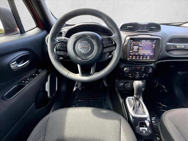 Used 2021 Jeep Renegade Latitude image 7