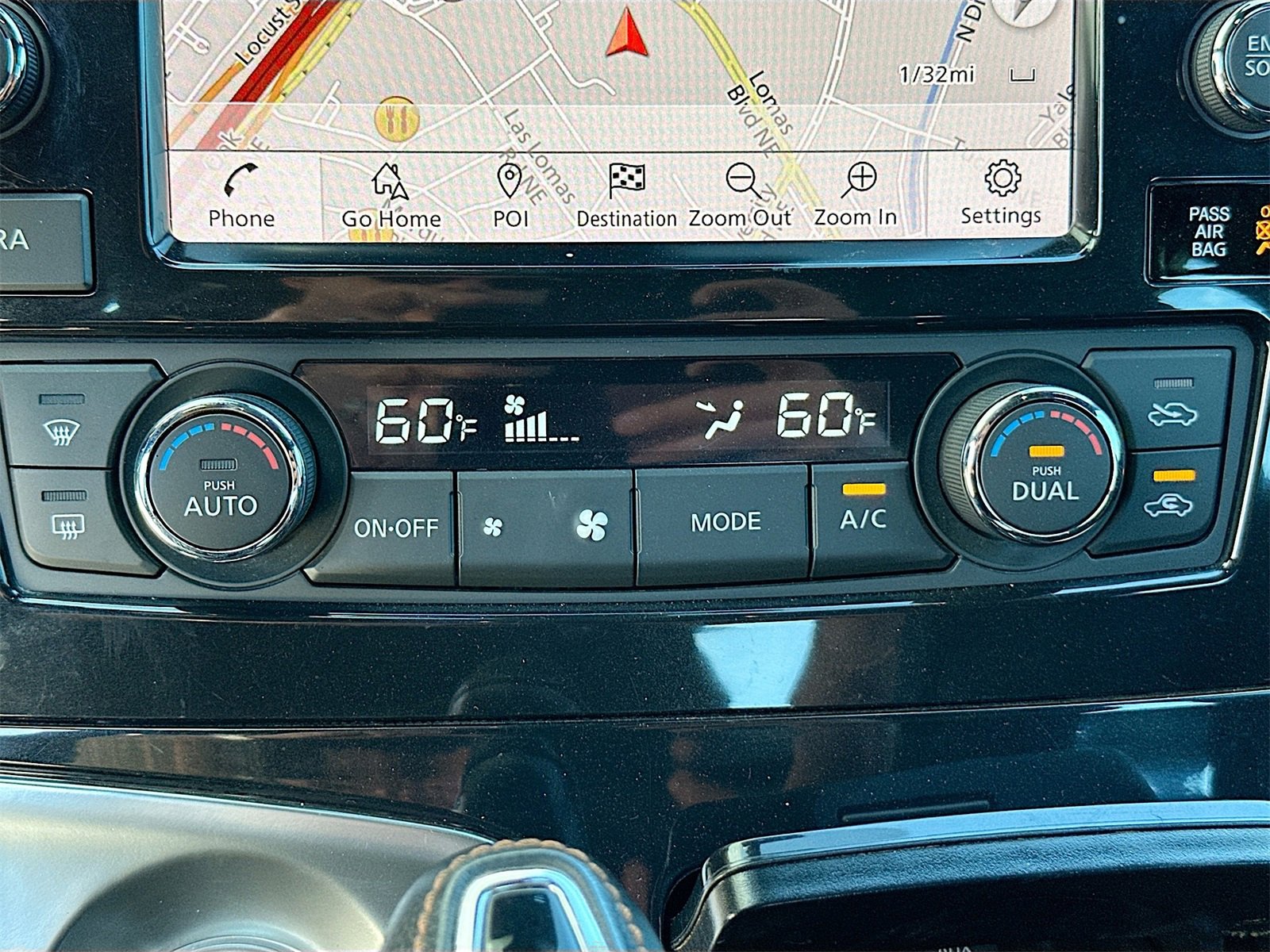 Used 2023 Nissan Maxima SR w/ Sport Mat Group image 16