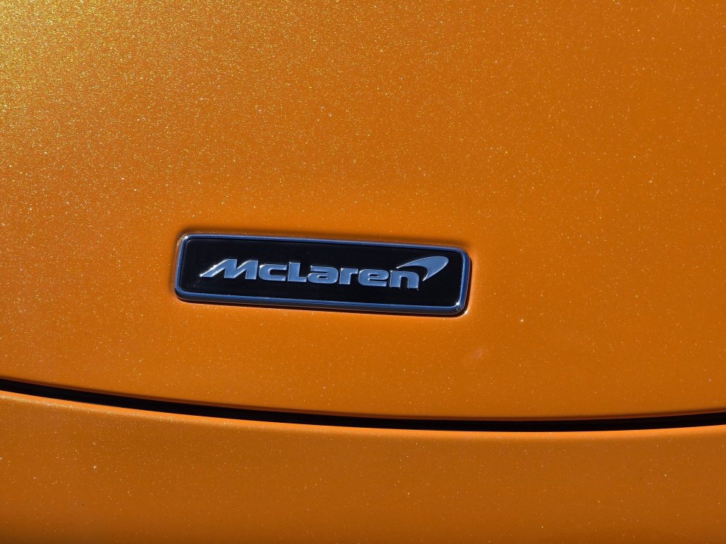 Used 2022 McLaren 720S Performance RWD image 34