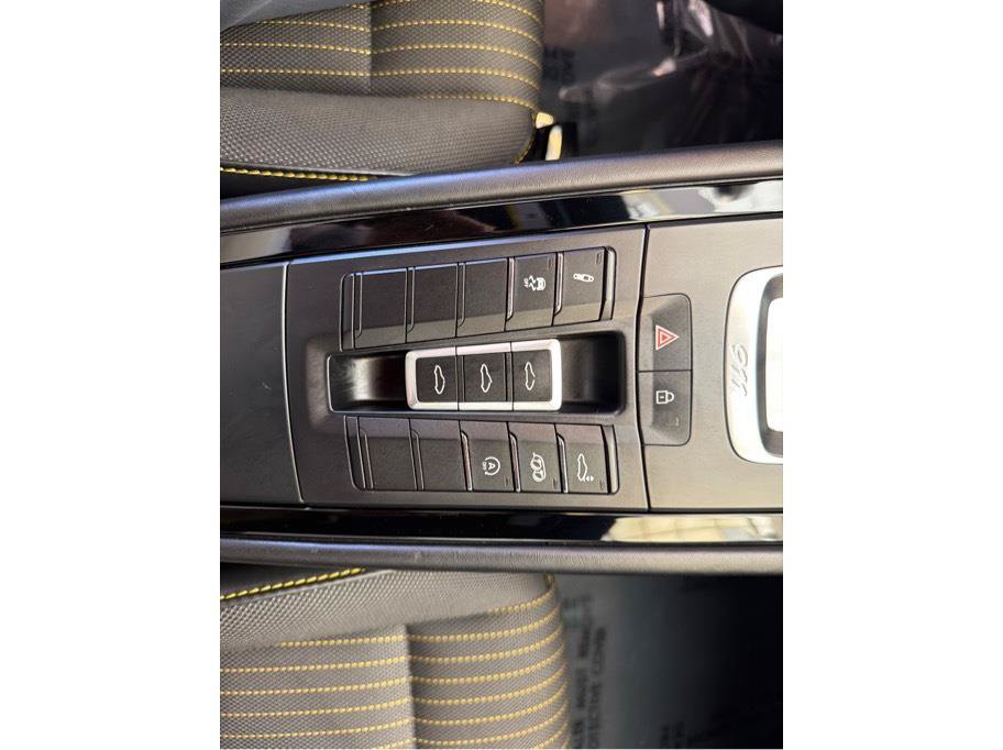 Used 2019 Porsche 911 Carrera T RWD image 18