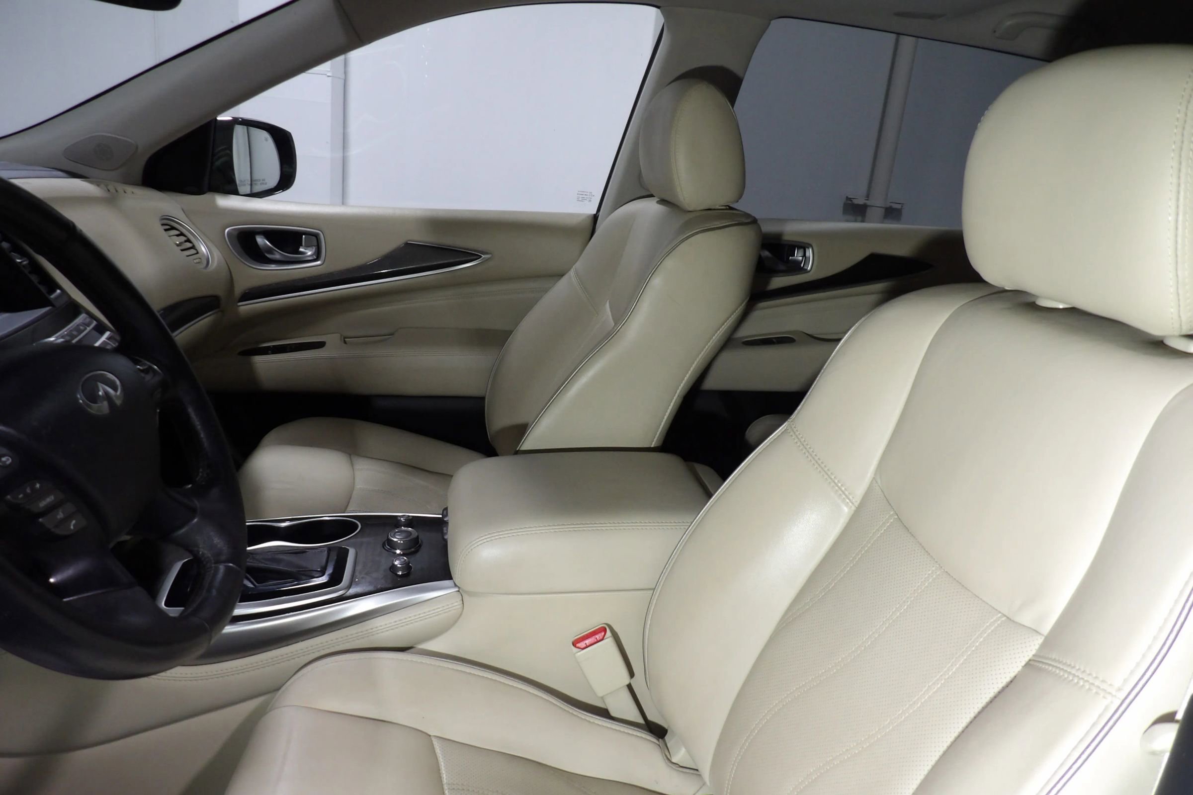 Used 2020 INFINITI QX60 Luxe w/ Essential Package AWD/4WD image 13