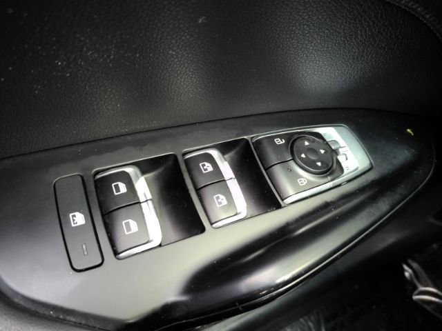 Used 2022 Kia K5 GT-Line FWD image 34