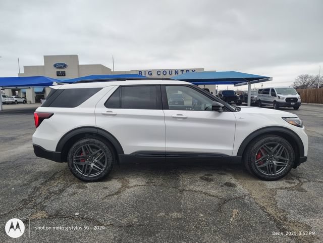 New 2026 Ford Explorer ST-Line w/ ST-Line Street Pack image 5