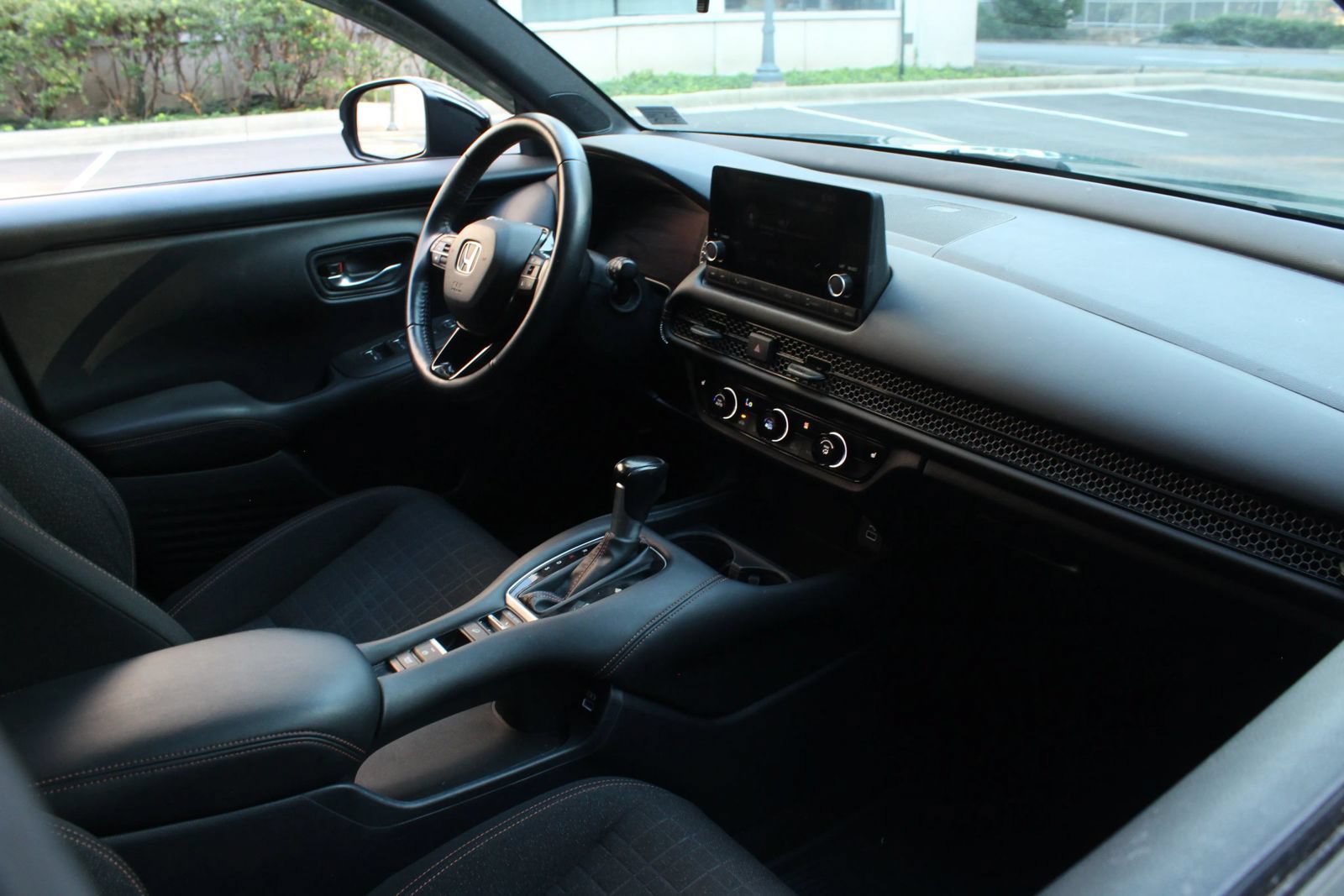 Used 2023 Honda HR-V Sport image 23